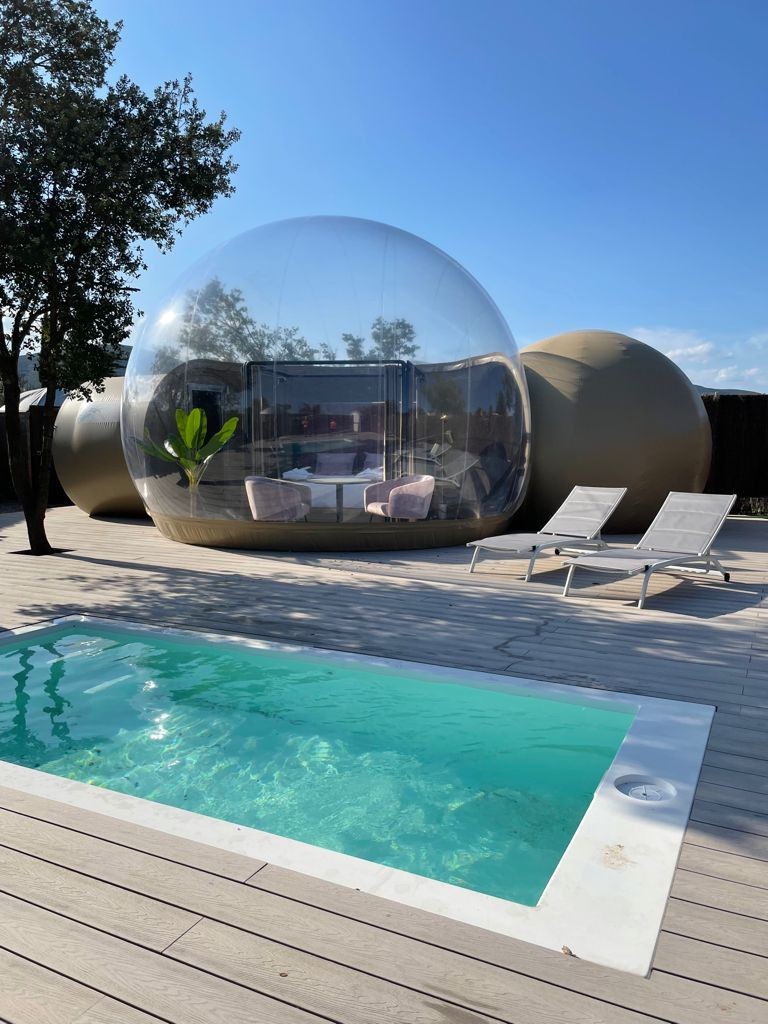 Glamping Con Piscina: Burbuja Presidencial Neptuno
