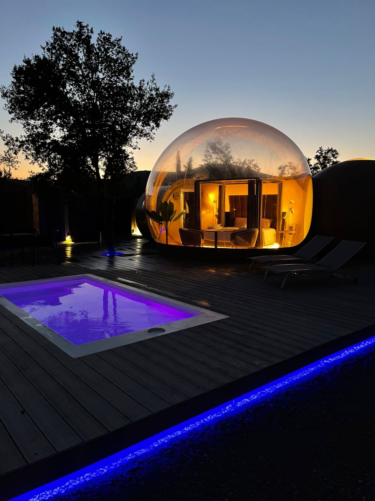 Glamping Con Piscina: Burbuja Presidencial Neptuno
