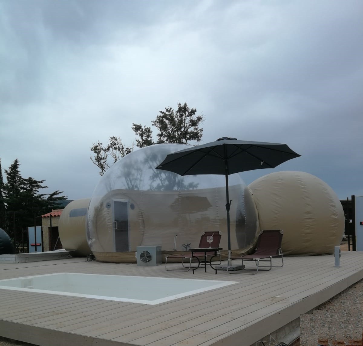 Glamping Con Piscina: Burbuja Presidencial Neptuno
