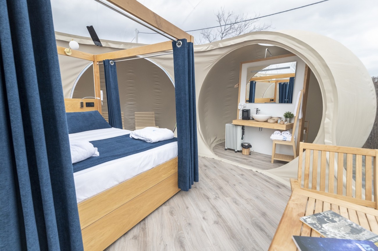 Glamping con mascotas: Premium Eros
